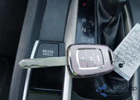 2016 Honda Civic Lx z USA, uszkodzony, nr VIN 19XFC2F53GE076930